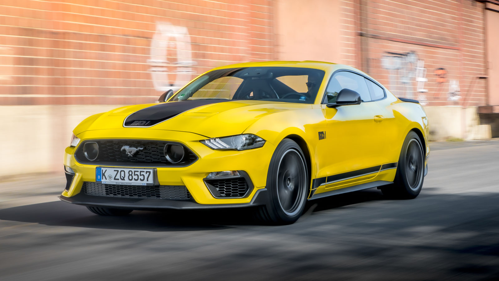 Ficha técnica motores y medidas Ford Mustang 2019 Carwow